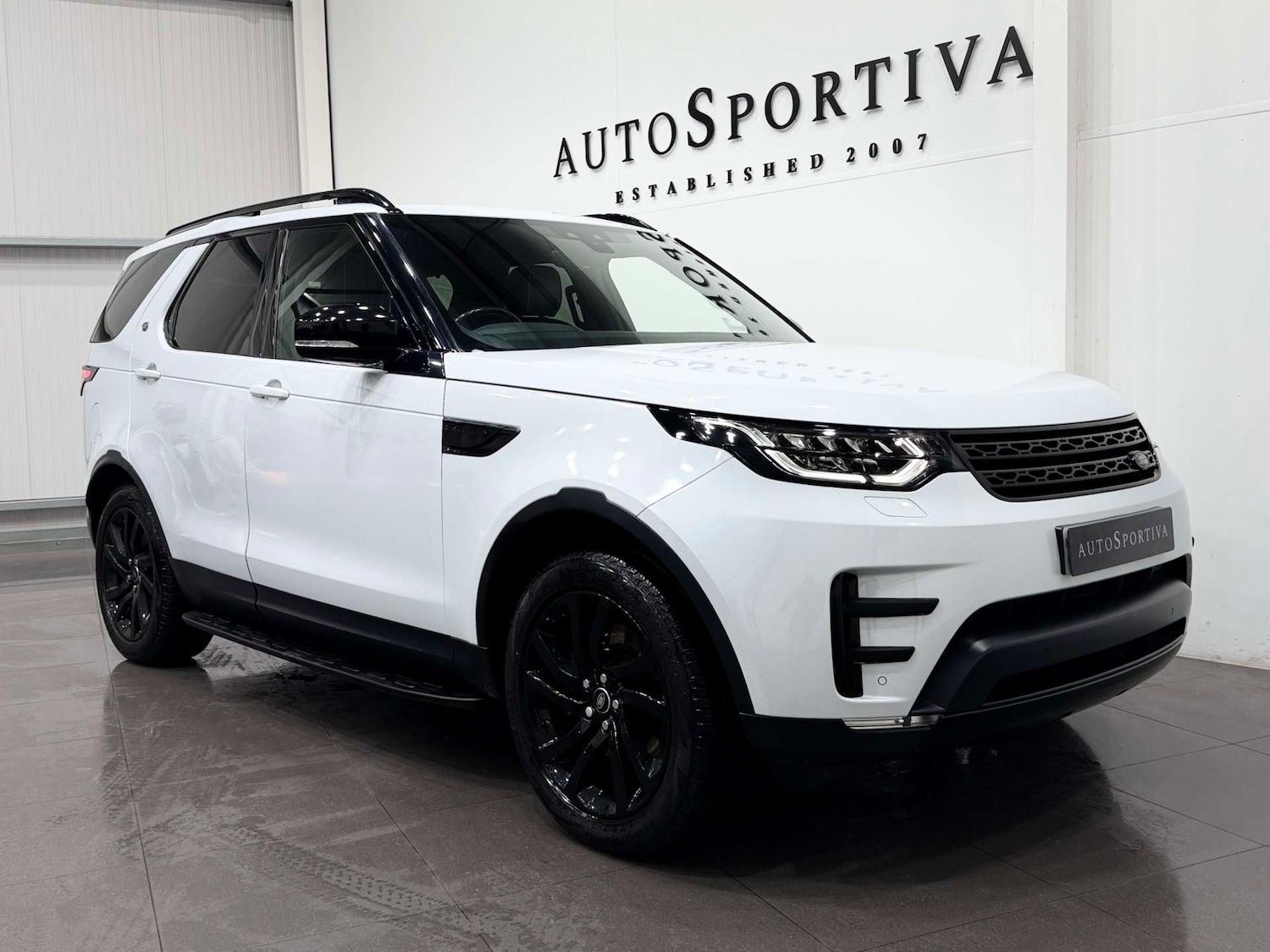 Used Land Rover Discovery 2017 for sale - 77025228: Photo 7