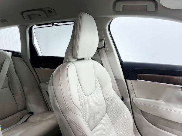 Used Volvo V90 2021 for sale - 76277606: Photo 37