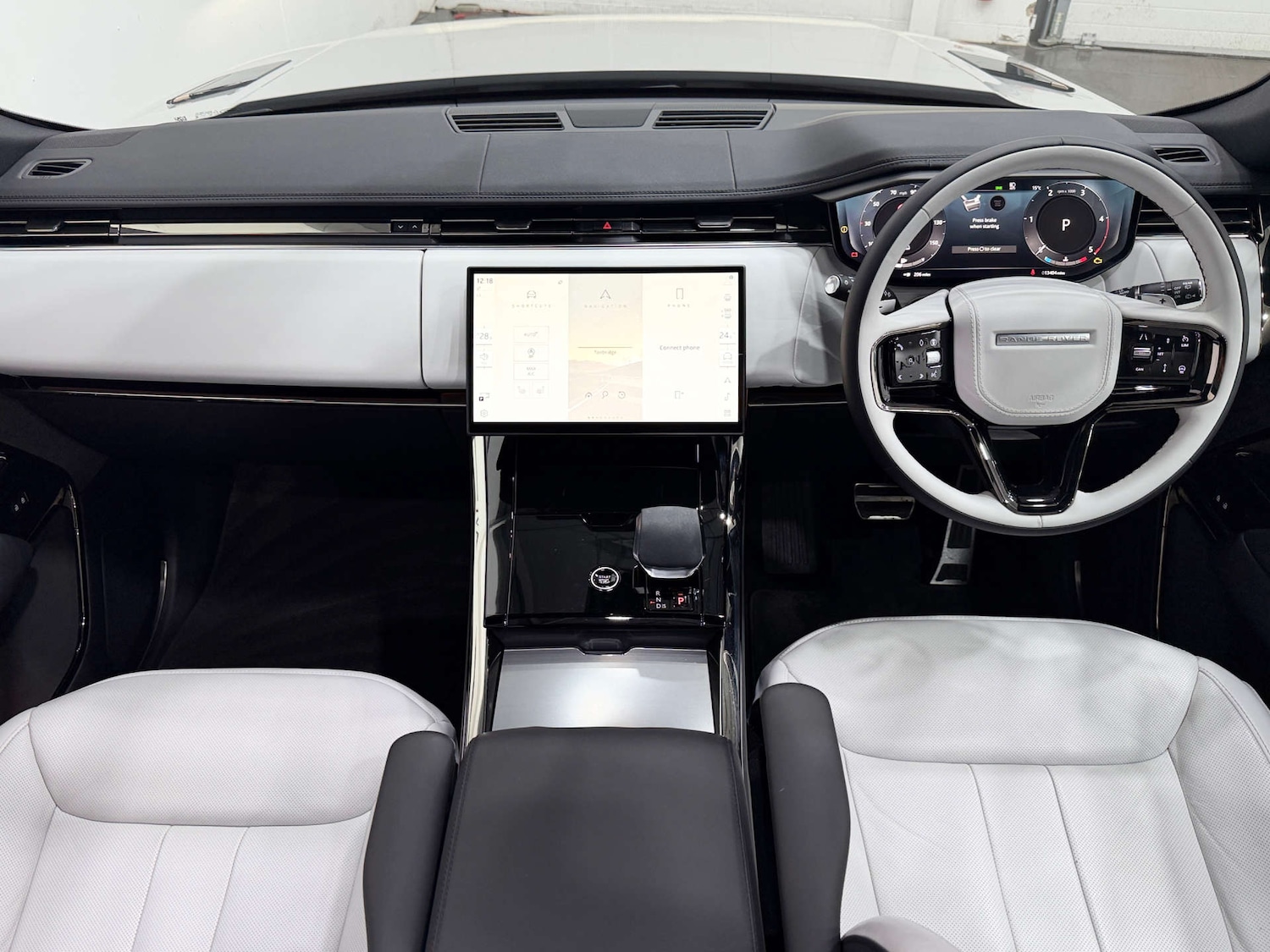 Used Land Rover Range Rover Sport 2024 for sale - 77833936: Photo 22