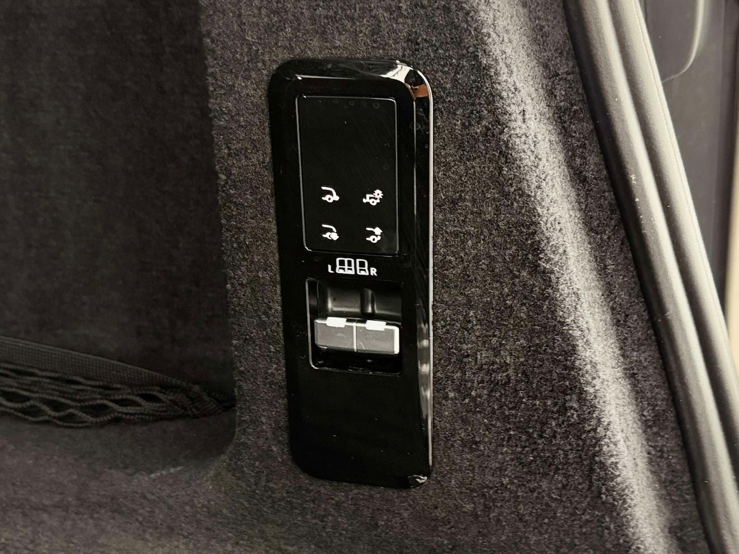 Used Land Rover Range Rover Sport 2024 for sale - 77833936: Photo 29