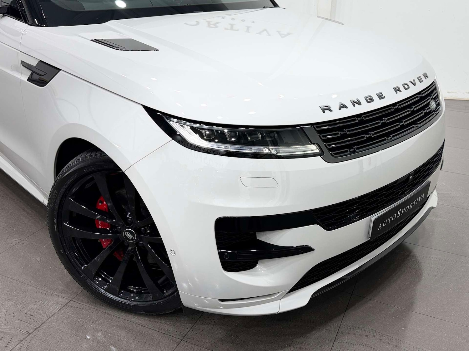 Used Land Rover Range Rover Sport 2024 for sale - 77833936: Photo 33