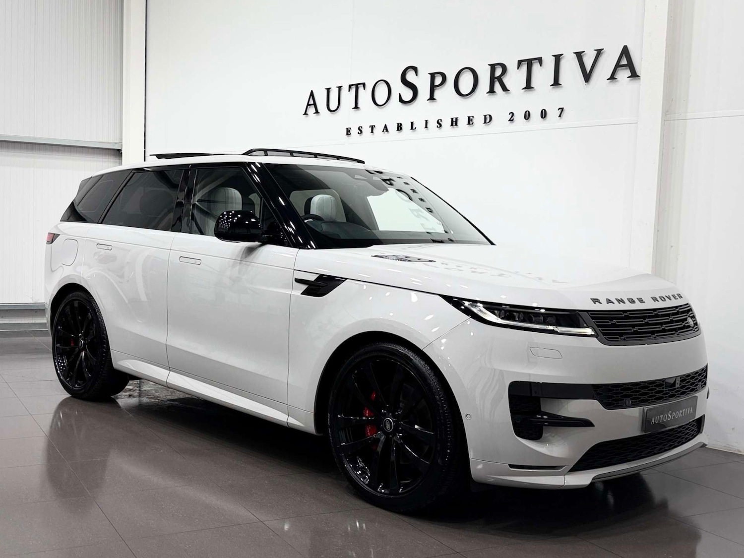 Used Land Rover Range Rover Sport 2024 for sale - 77833936: Photo 8