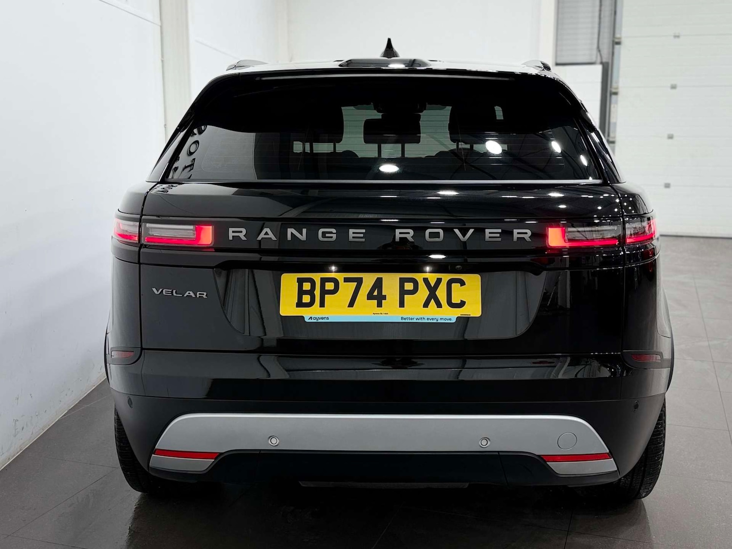 Used Land Rover Range Rover Velar 2025 for sale - 77083283: Photo 10