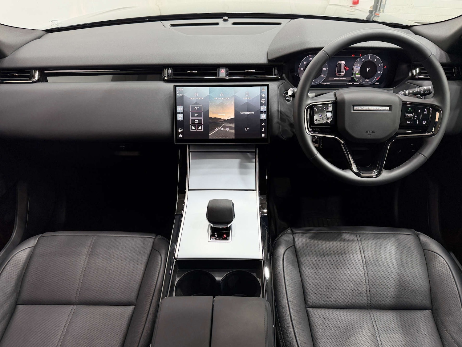 Used Land Rover Range Rover Velar 2025 for sale - 77083283: Photo 22