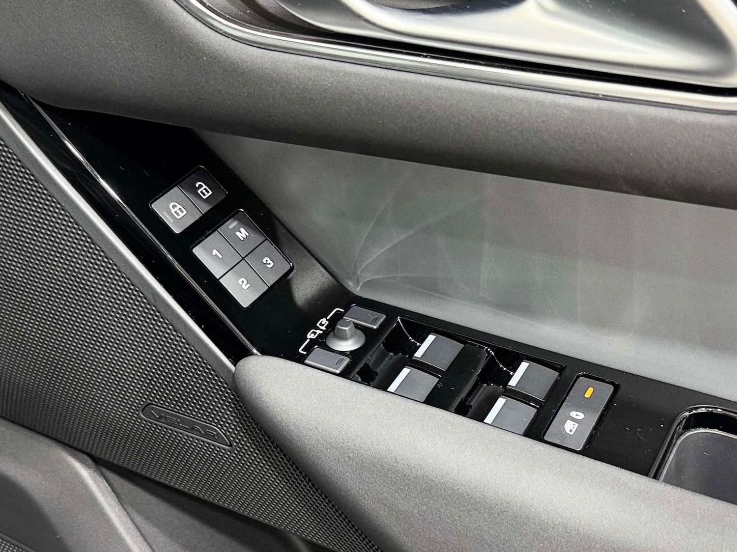 Used Land Rover Range Rover Velar 2025 for sale - 77083283: Photo 37