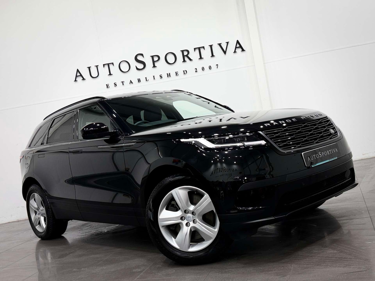 Used Land Rover Range Rover Velar 2025 for sale - 77083283: Photo 51