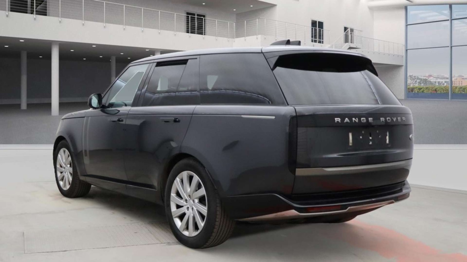 Used Land Rover Range Rover 2023 for sale - 76907734: Photo 4