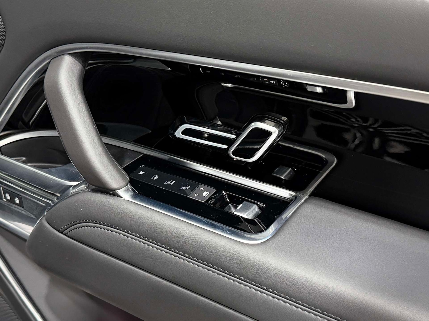 Used Land Rover Range Rover 2023 for sale - 76907734: Photo 41