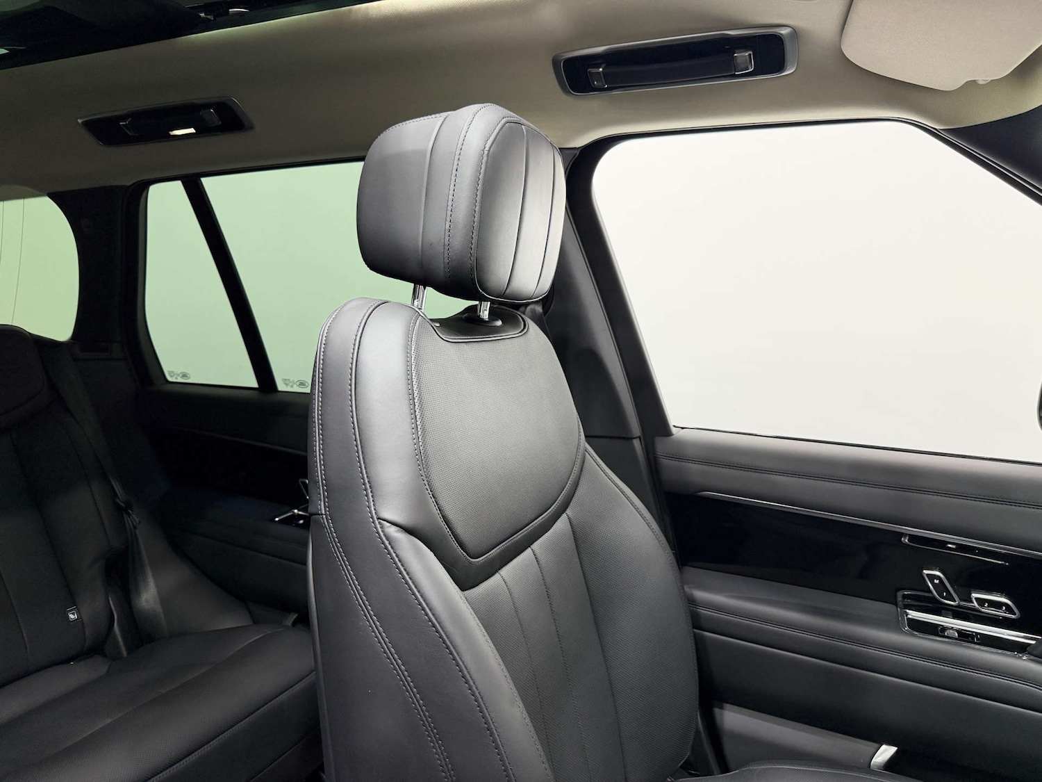 Used Land Rover Range Rover 2023 for sale - 76907734: Photo 44