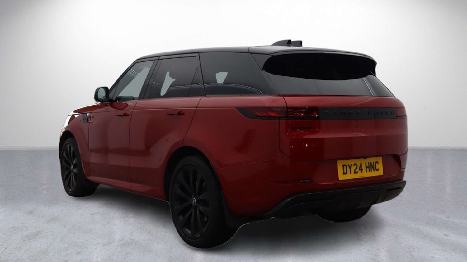 Used Land Rover Range Rover Sport 2024 for sale - 77762404: Photo 4