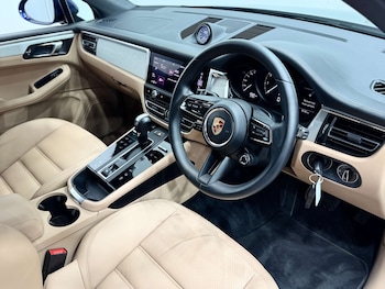 Used Porsche Macan 2023 for sale - 79009962: Photo