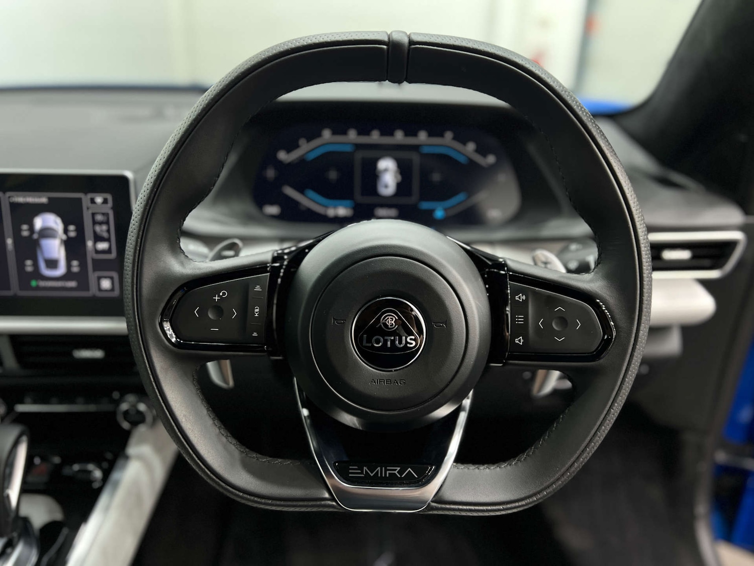 Used Lotus Emira 2024 for sale - 76600926: Photo 17