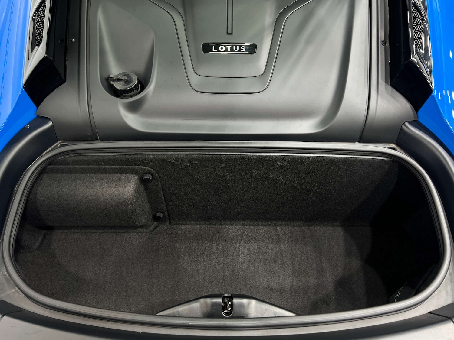 Used Lotus Emira 2024 for sale - 76600926: Photo 26