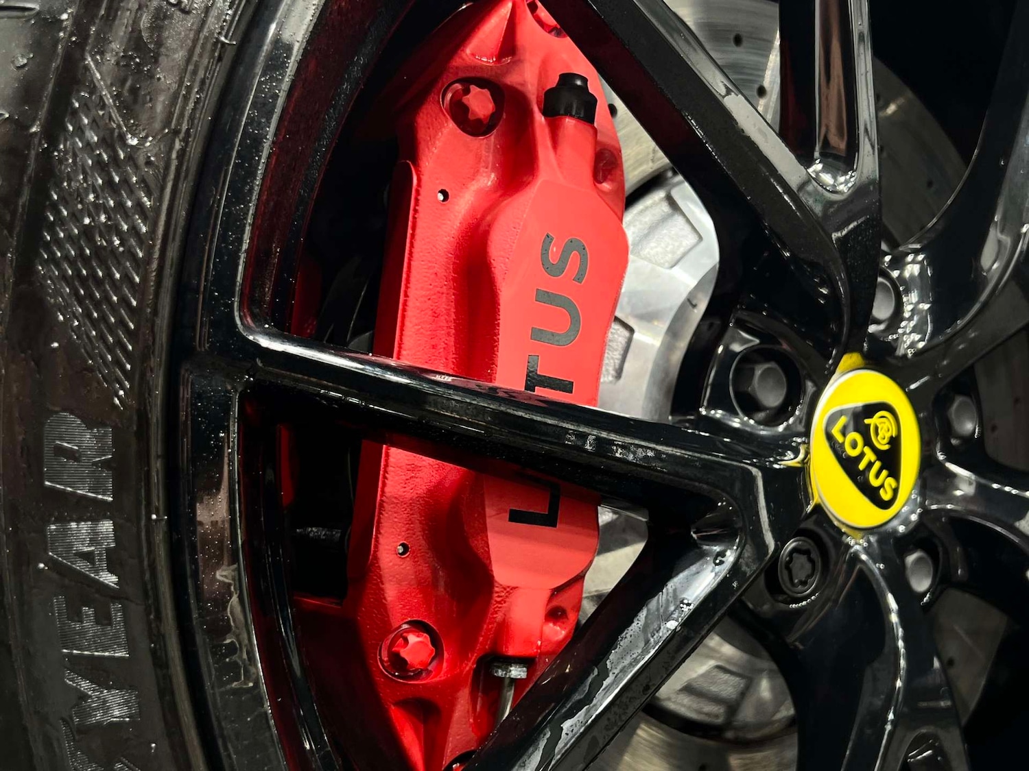 Used Lotus Emira 2024 for sale - 76600926: Photo 31