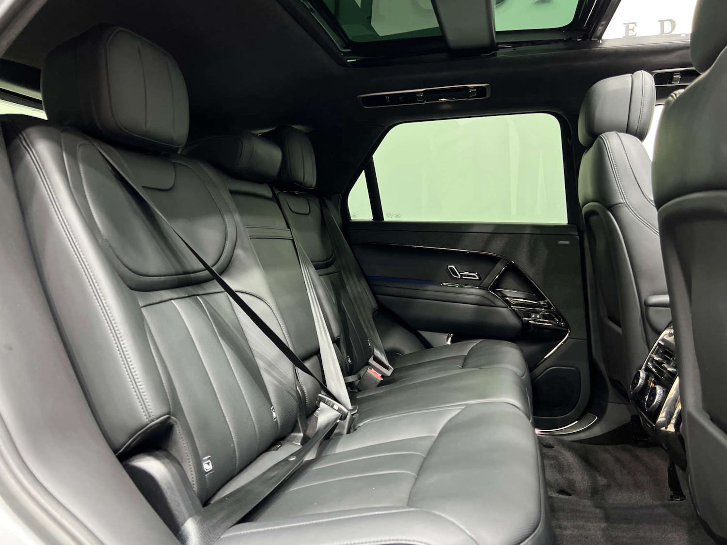 Used Land Rover Range Rover Sport 2023 for sale - 76068156: Photo 15