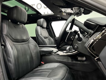 Used Land Rover Range Rover Sport 2023 for sale - 76068156: Photo 2