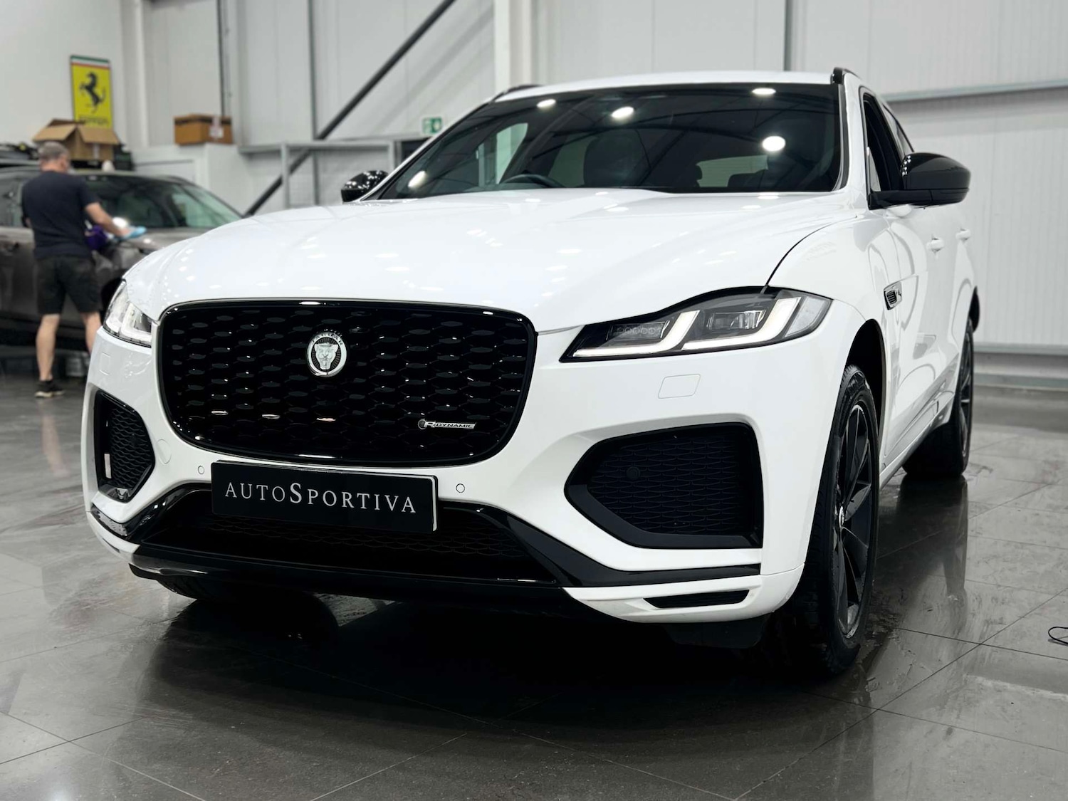 Used Jaguar F-Pace 2024 for sale - 76277563: Photo 10