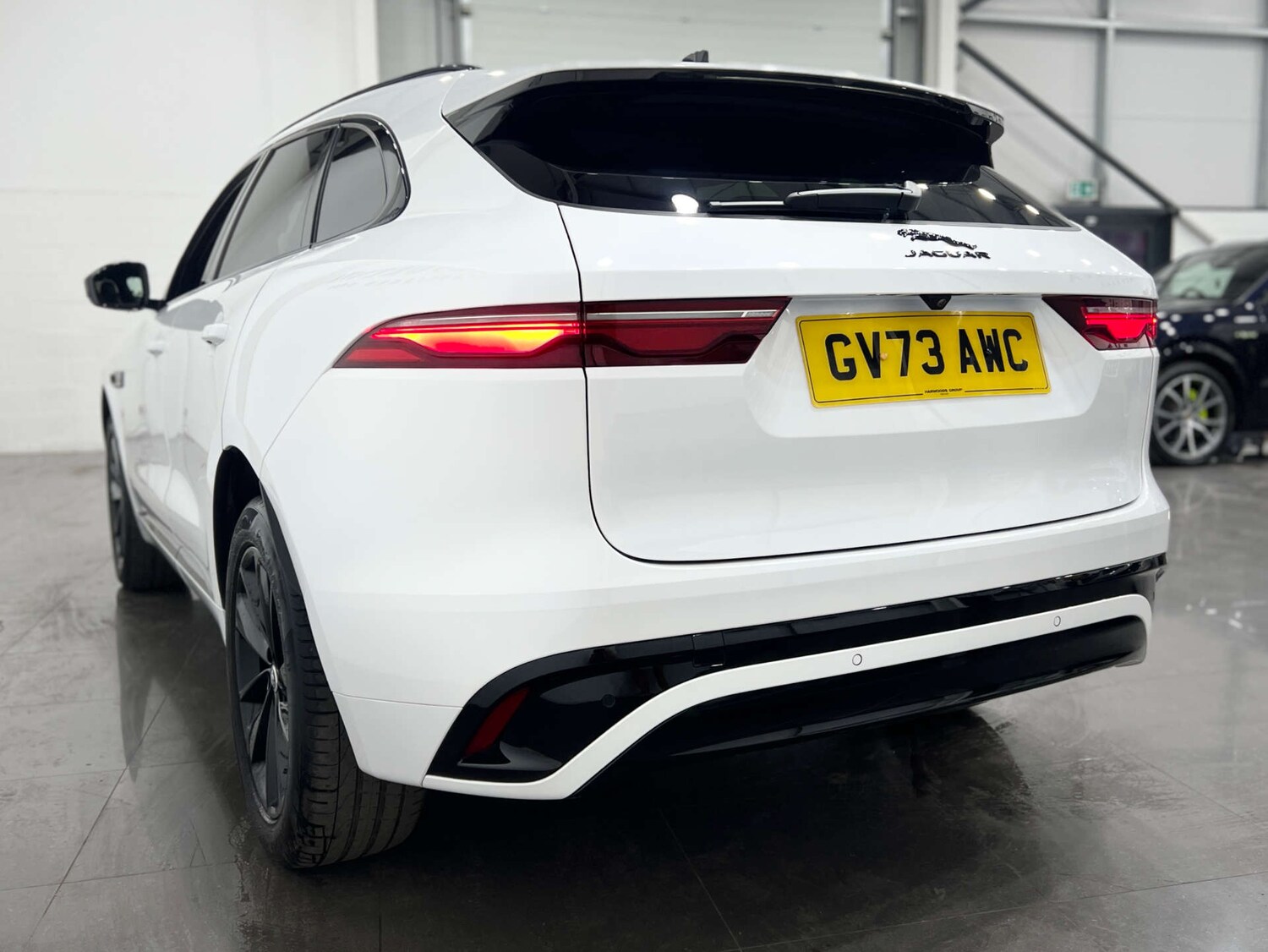 Used Jaguar F-Pace 2024 for sale - 76277563: Photo 11