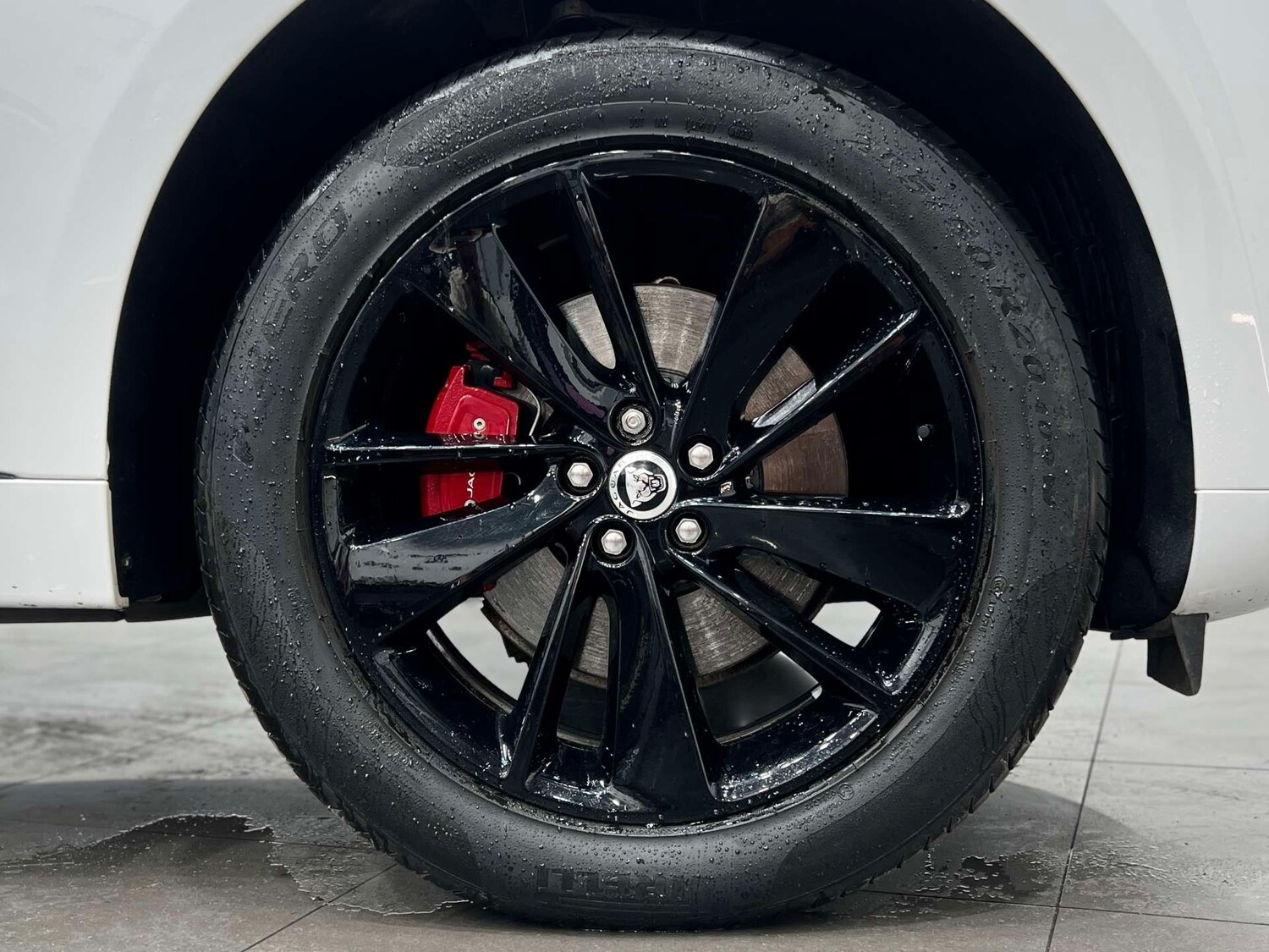 Used Jaguar F-Pace 2024 for sale - 76277563: Photo 12