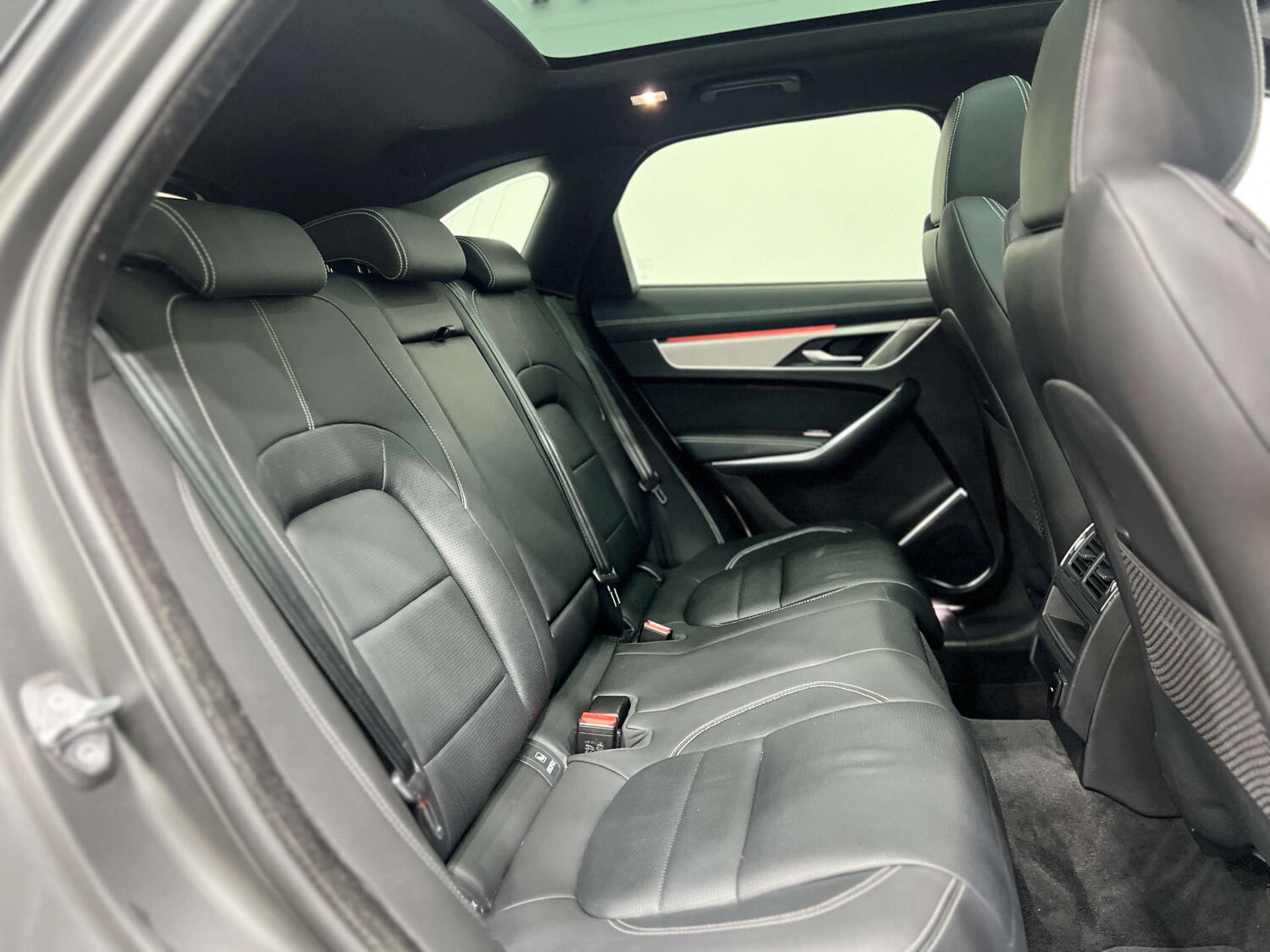 Used Jaguar F-Pace 2024 for sale - 76277563: Photo 21