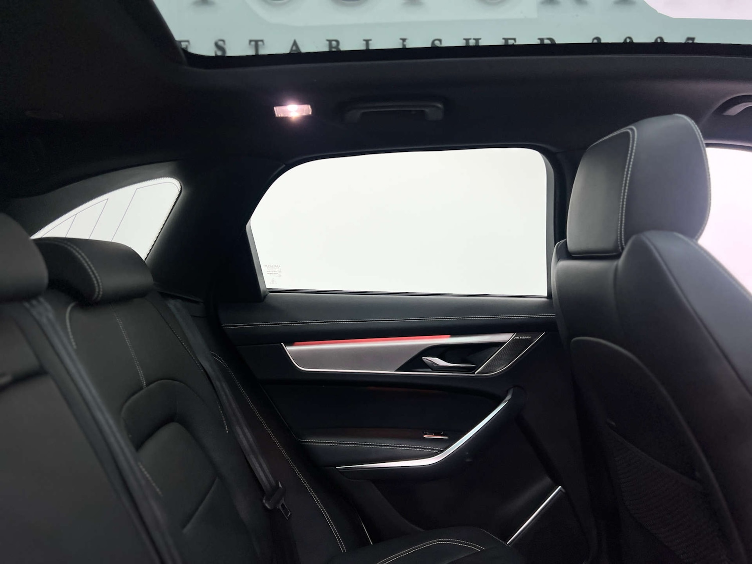 Used Jaguar F-Pace 2024 for sale - 76277563: Photo 38