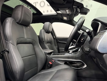 Used Jaguar F-Pace 2023 for sale - 79101635: Photo