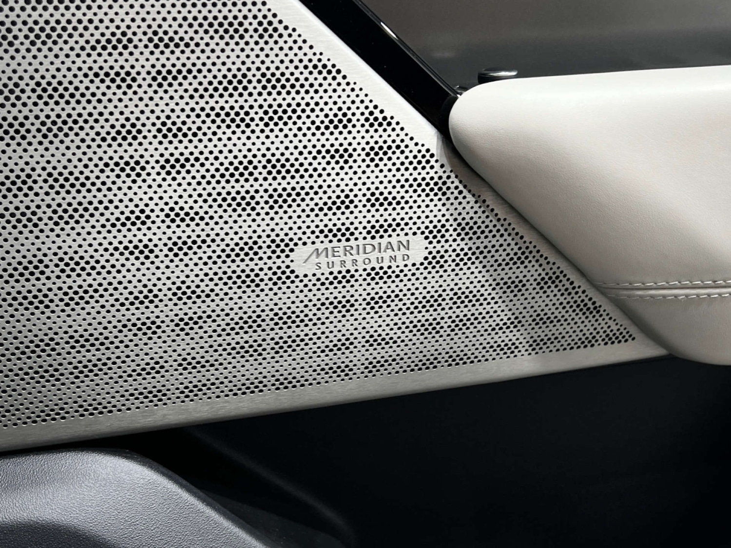 Used Land Rover Range Rover Velar 2021 for sale - 77833955: Photo 31