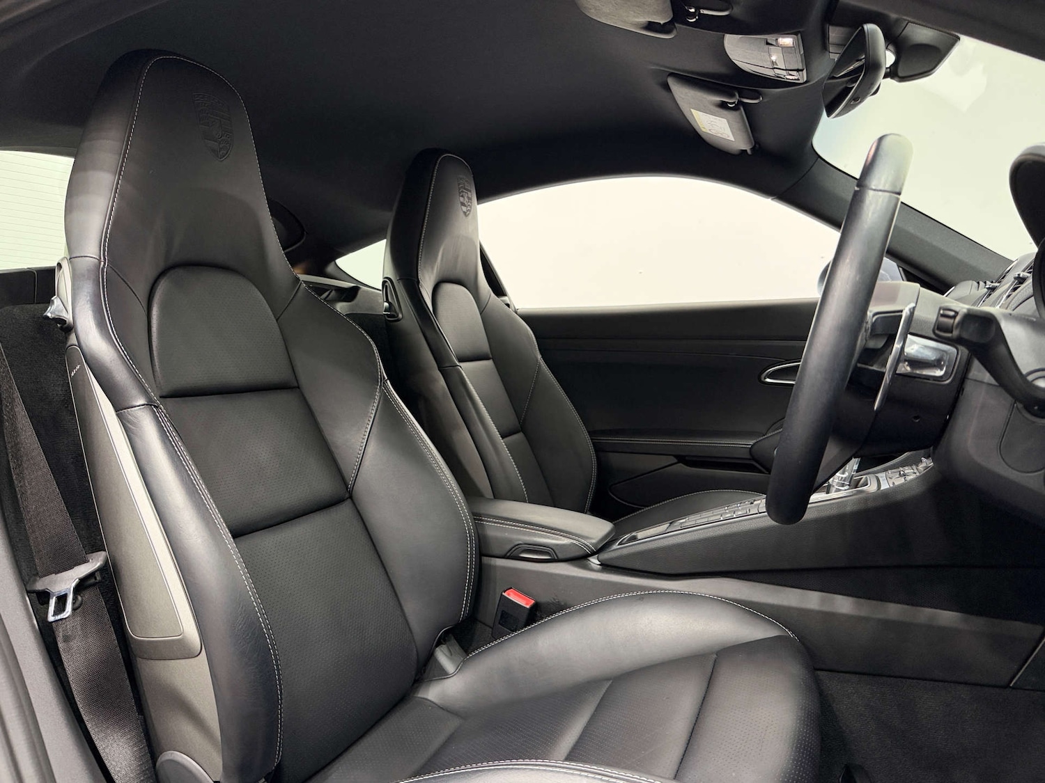 Used Porsche Other 2023 for sale - 77903027: Photo 2