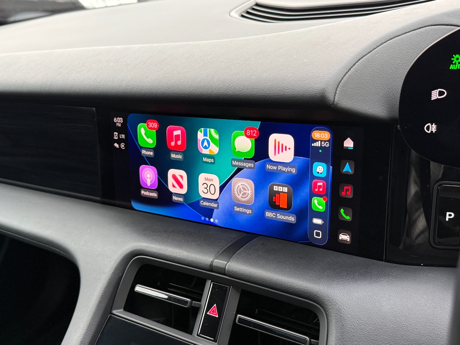 Used Porsche Taycan 2020 for sale - 78131366: Photo 13