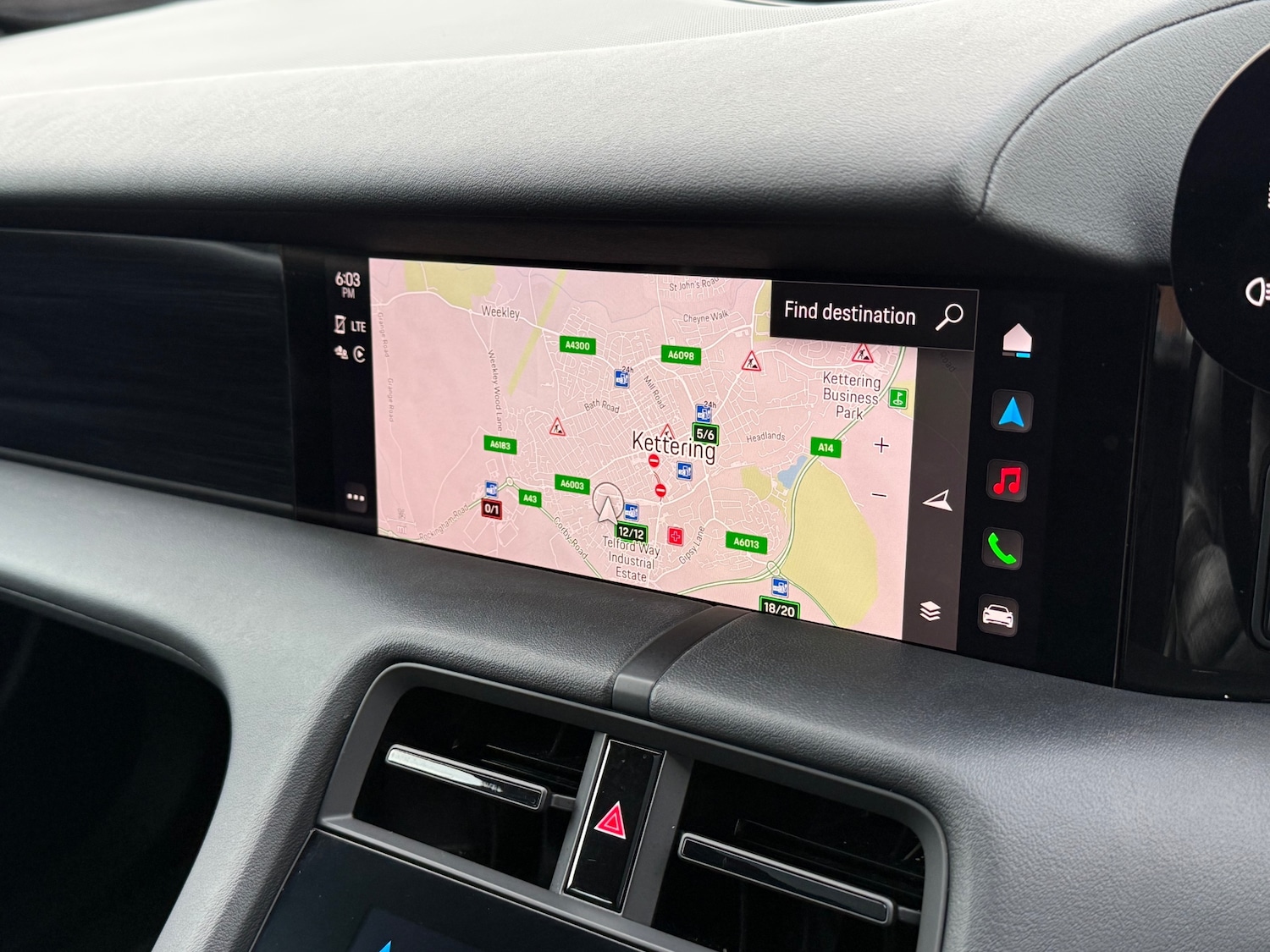 Used Porsche Taycan 2020 for sale - 78131366: Photo 14