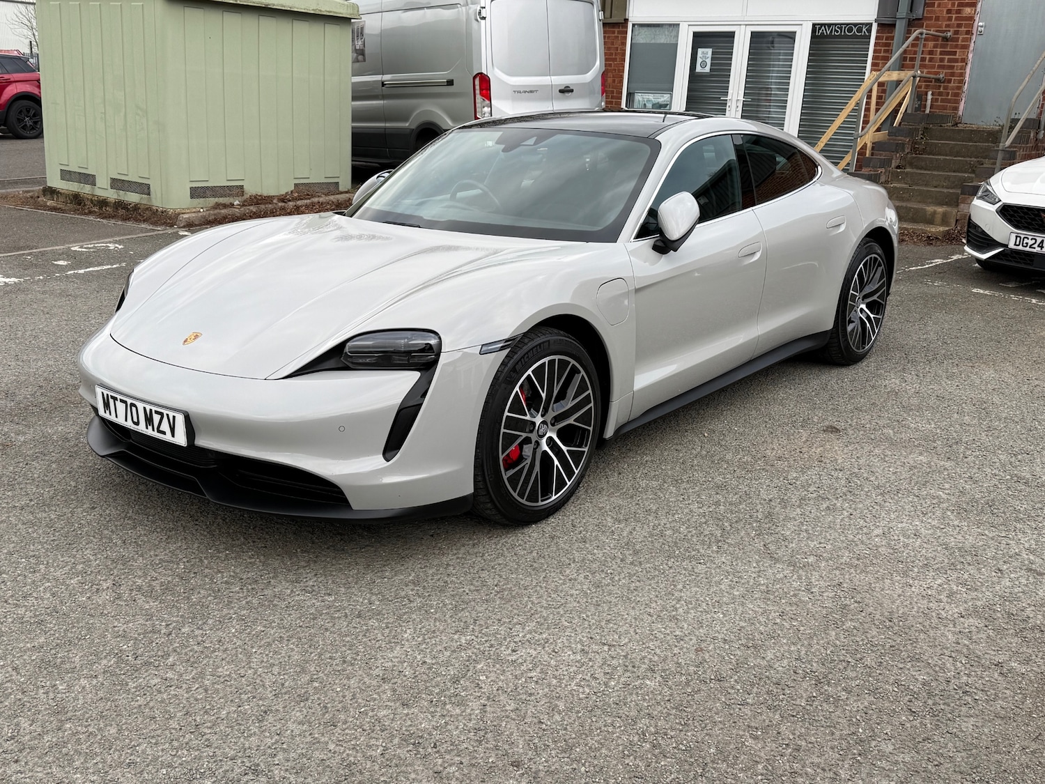 Used Porsche Taycan 2020 for sale - 78131366: Photo 3