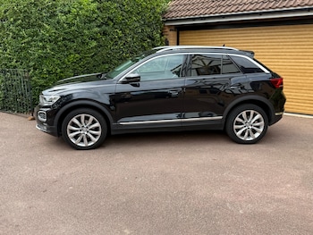 Used Volkswagen T-Roc 2020 for sale - 79417906: Photo