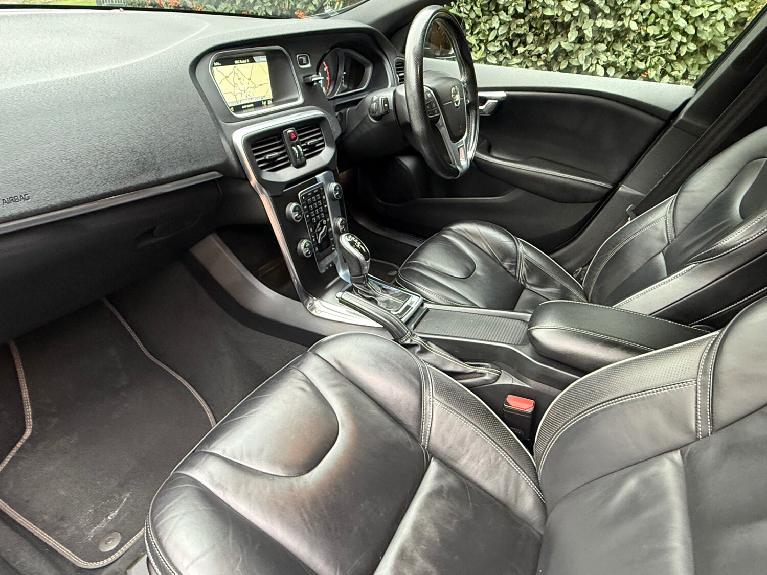 Used Volvo V40 2014 for sale - 77746177: Photo 12