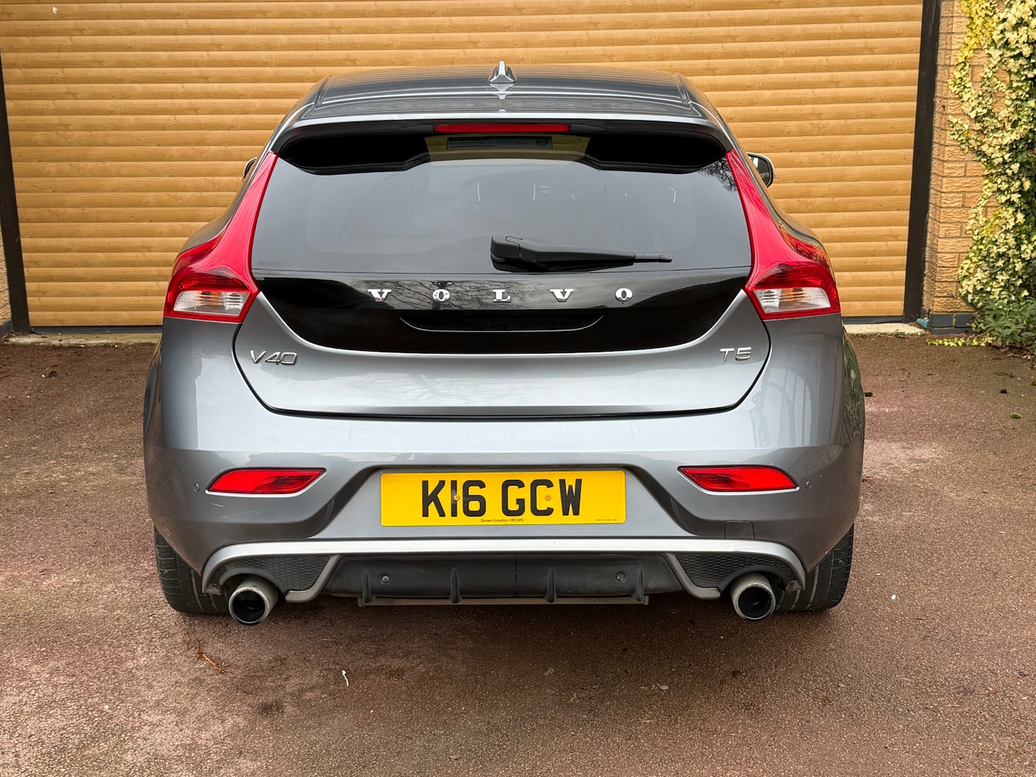 Used Volvo V40 2014 for sale - 77746177: Photo 4