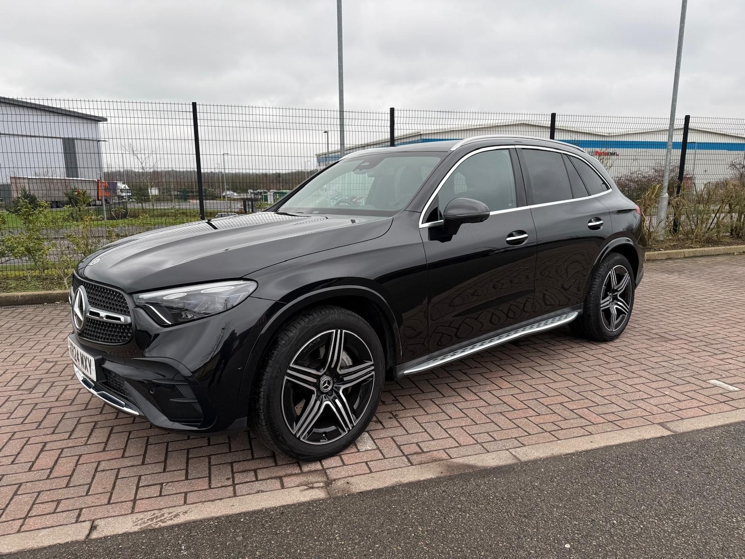 Used Mercedes-Benz GLC 2024 for sale - 78000029: Photo 3