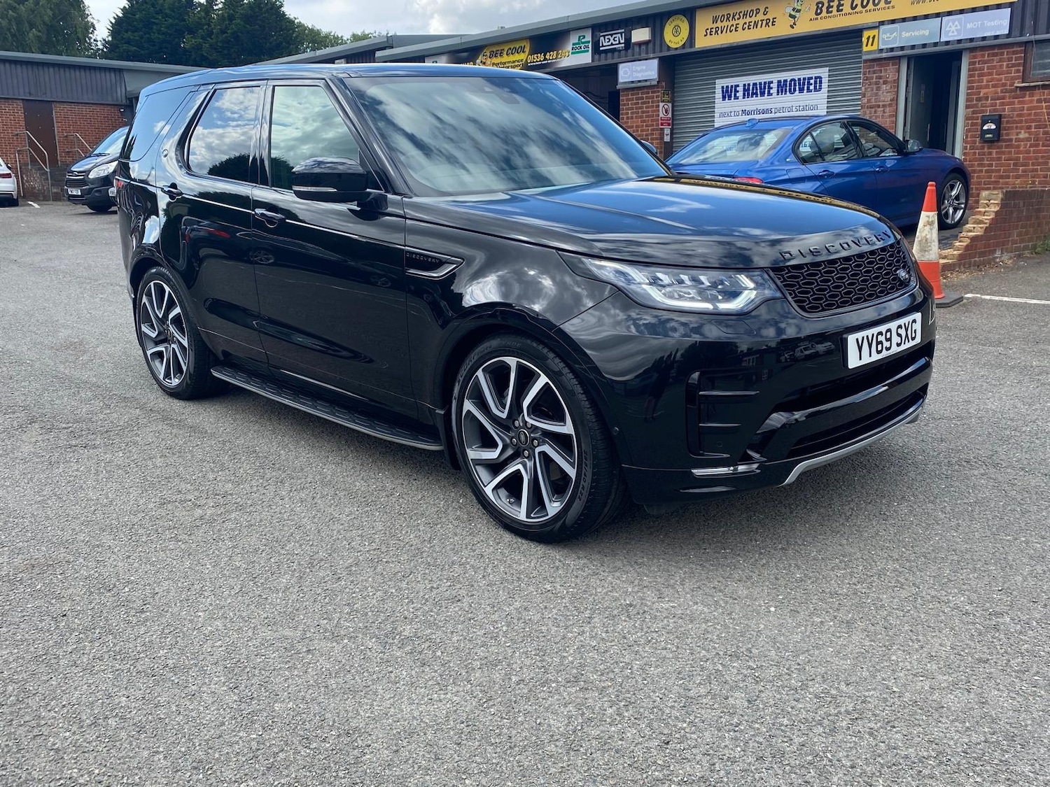 Used Land Rover Discovery 2020 for sale - 76919887: Photo 1