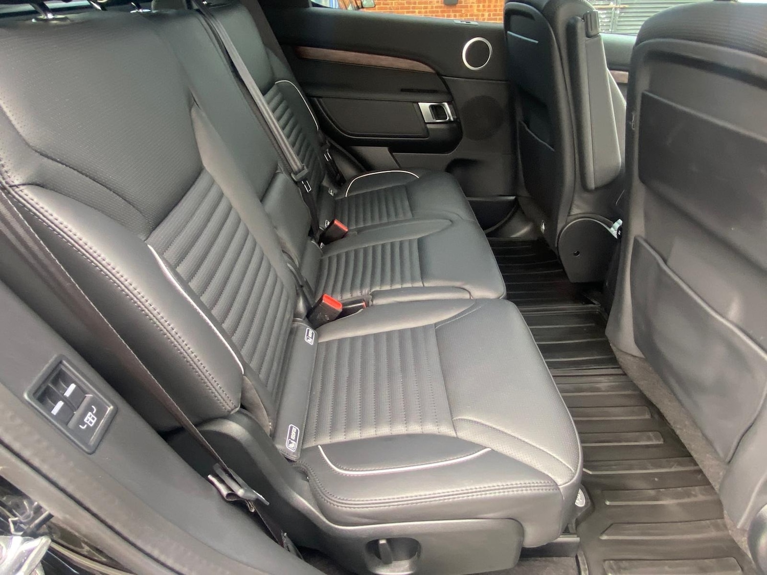 Used Land Rover Discovery 2020 for sale - 76919887: Photo 6