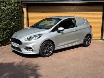 Used Ford Fiesta 2020 for sale - 79700791: Photo