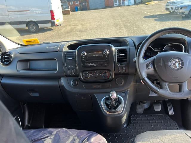 Used Vauxhall Vivaro 2017 for sale - 77180312: Photo 13