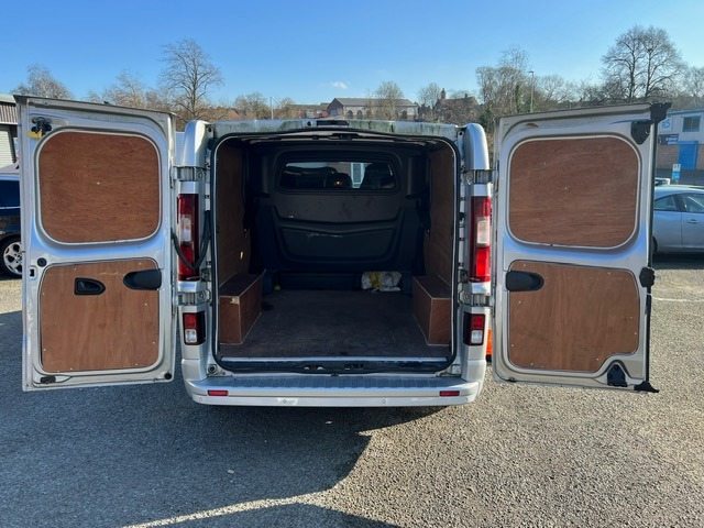 Used Vauxhall Vivaro 2017 for sale - 77180312: Photo 16