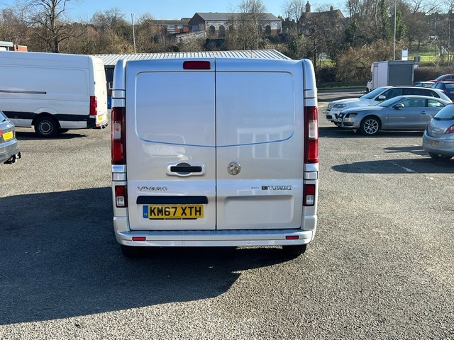 Used Vauxhall Vivaro 2017 for sale - 77180312: Photo 6