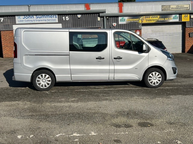 Used Vauxhall Vivaro 2017 for sale - 77180312: Photo 8
