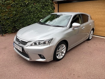 Used Lexus CT 2015 for sale - 76391245: Photo