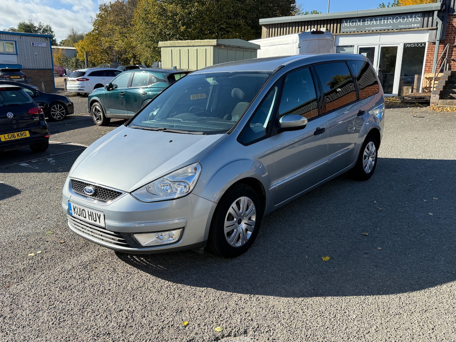 Used Ford Galaxy 2010 for sale - 77916074: Photo 2
