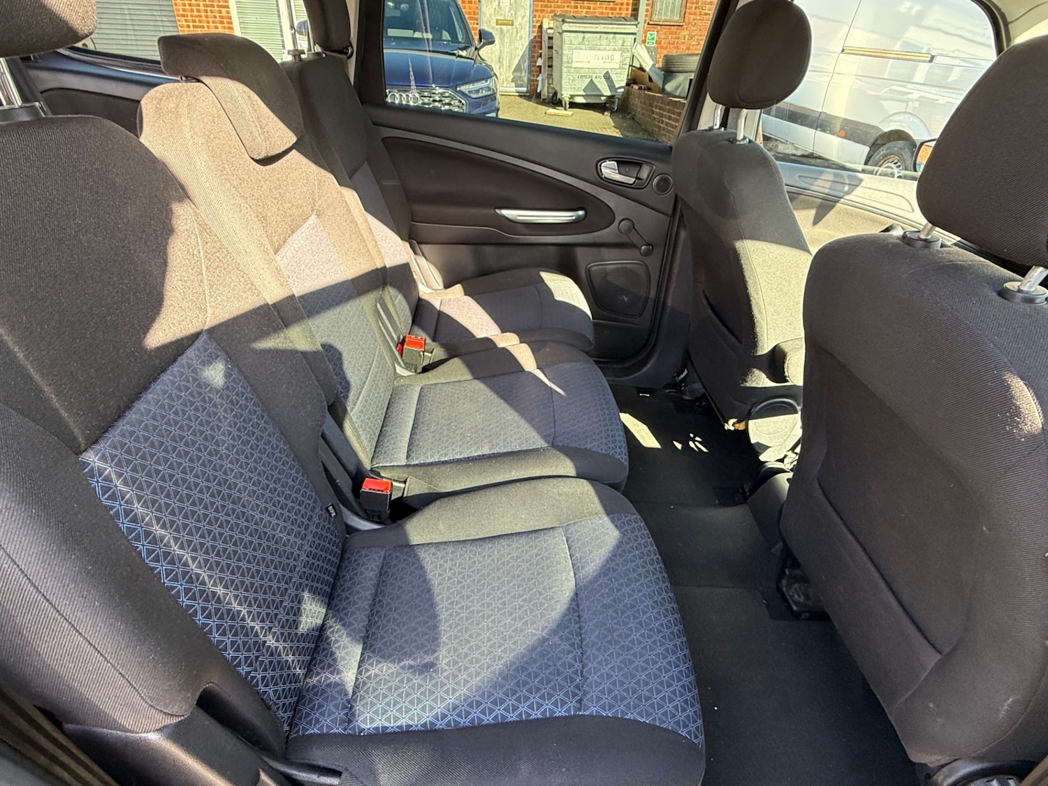 Used Ford Galaxy 2010 for sale - 77916074: Photo 9