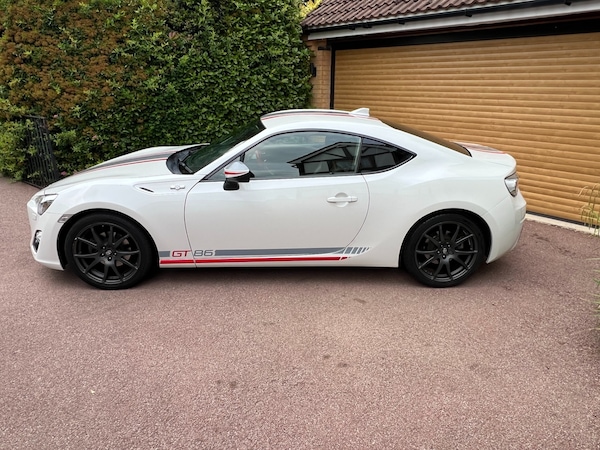 Used Toyota GT86 2015 for sale - 74912216: Photo 2