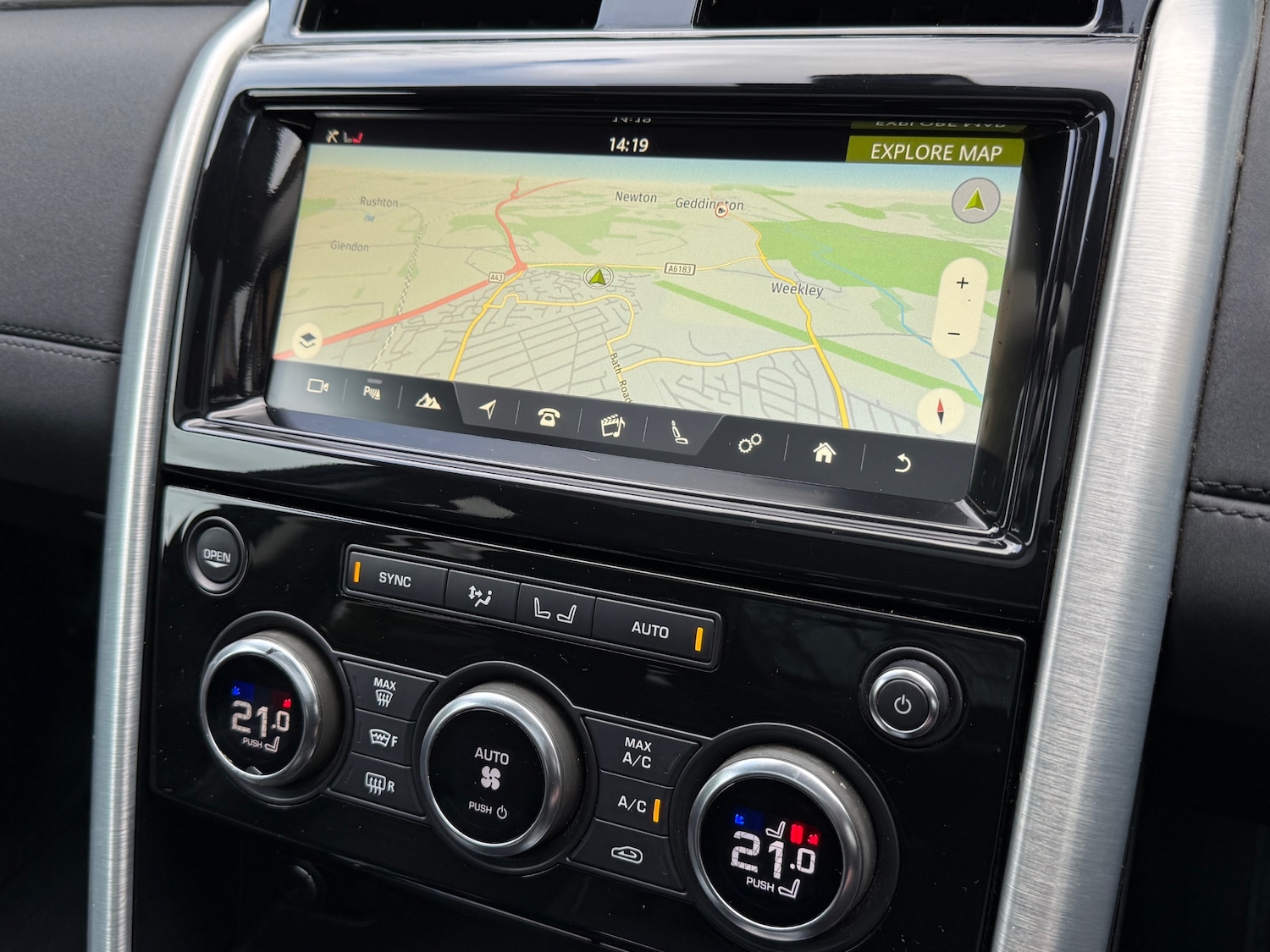 Used Land Rover Discovery 2017 for sale - 77461856: Photo 18