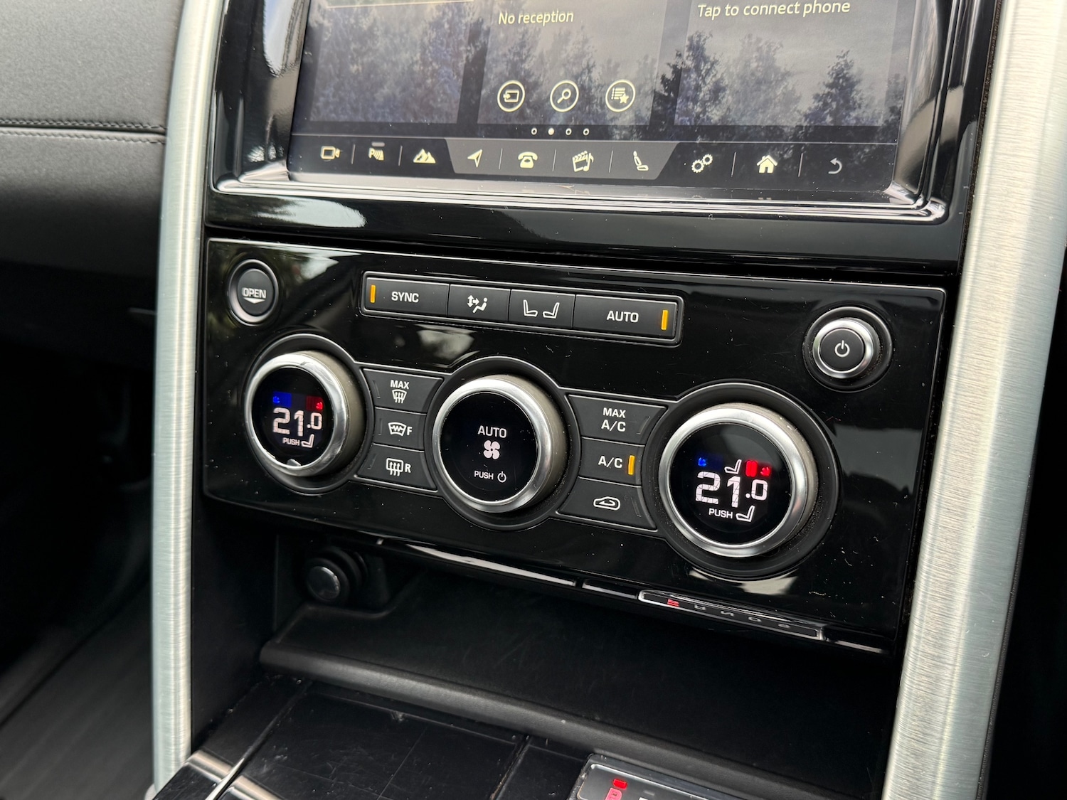 Used Land Rover Discovery 2017 for sale - 77461856: Photo 21