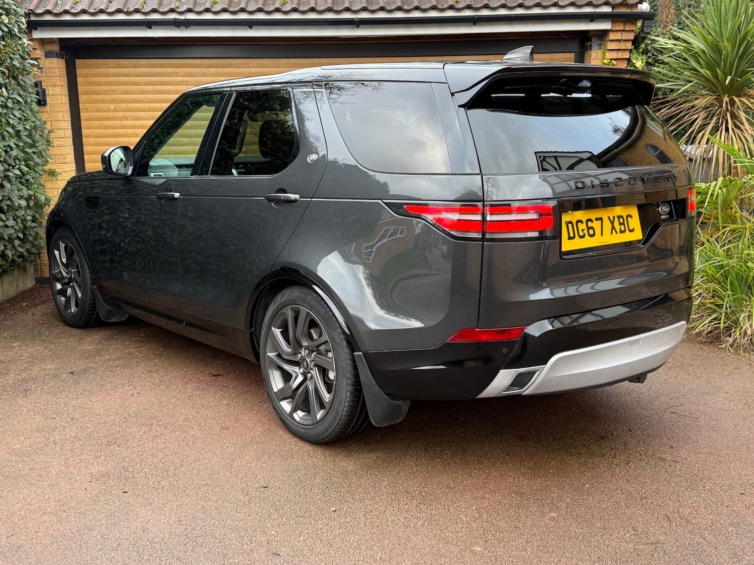 Used Land Rover Discovery 2017 for sale - 77461856: Photo 6