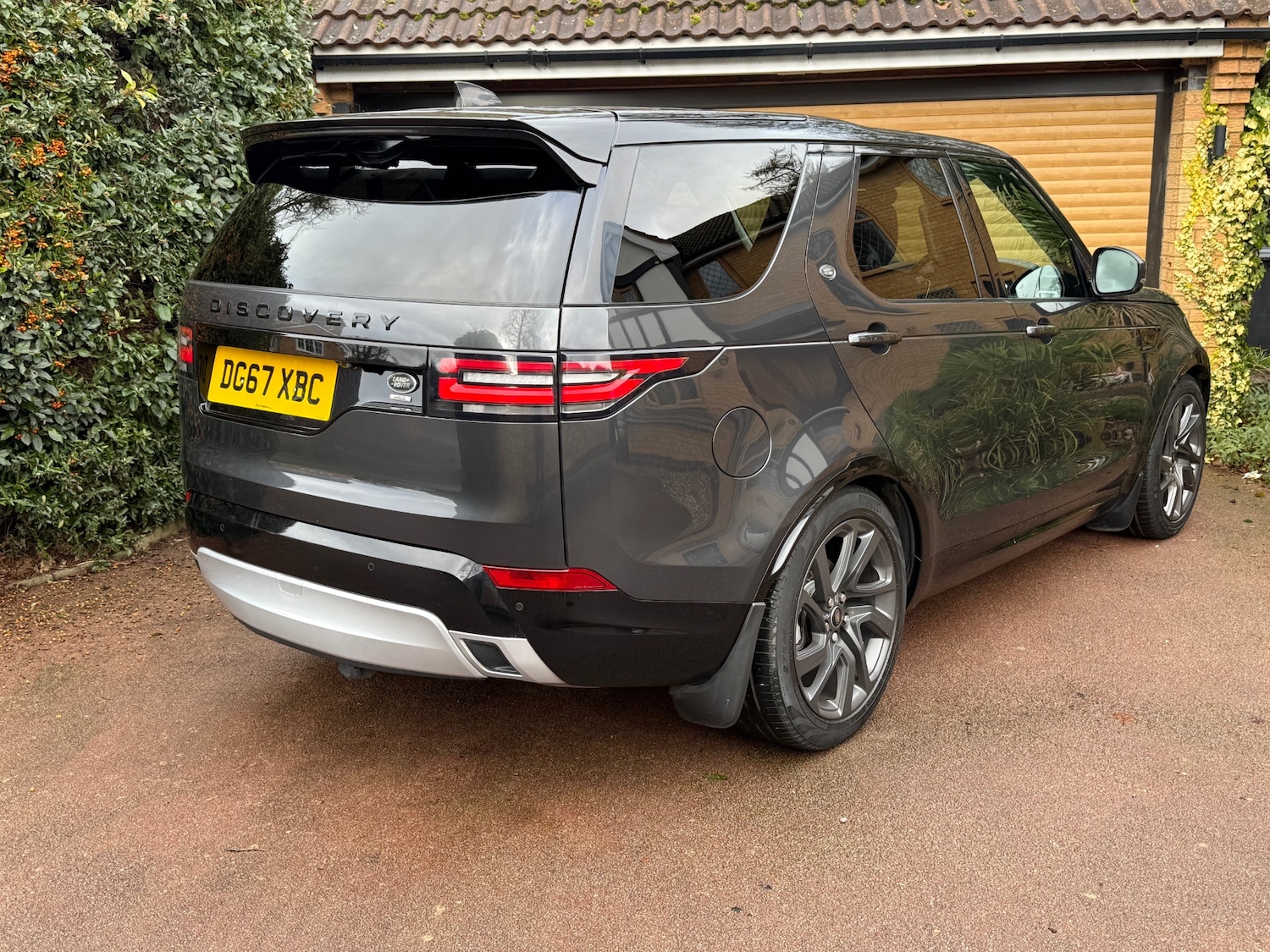 Used Land Rover Discovery 2017 for sale - 77461856: Photo 8